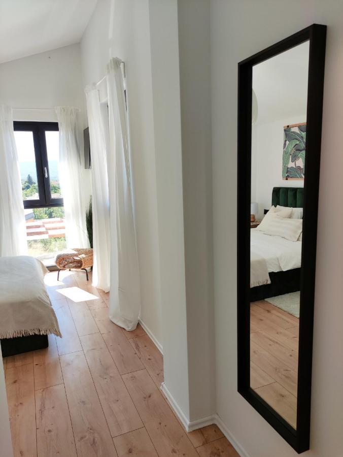 Lazy 8 Villa Garica Exterior photo