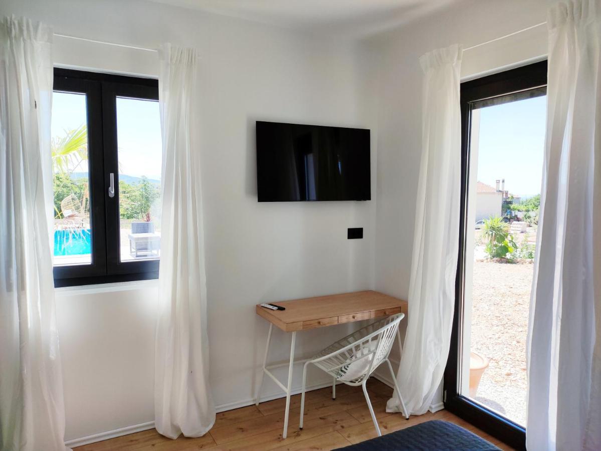 Lazy 8 Villa Garica Exterior photo