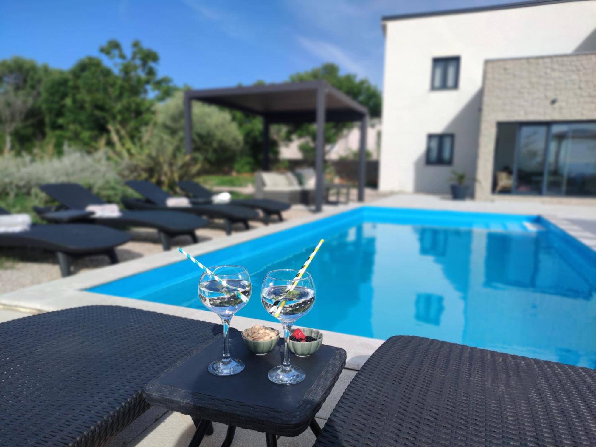 Lazy 8 Villa Garica Exterior photo